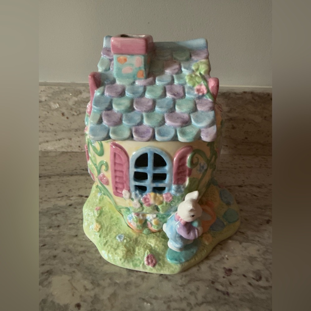 Vintage Avon 2003 Luminous Treasures Spring Garden Tealight House - Picture 4 of 11